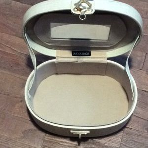 Retro Bentony Train Case